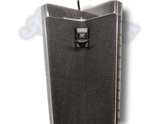 Aquakallax Konkav Hamburger Mattenfilter mit integrierter Aquael PAT MINI Pumpe und schwarzer Filtermatte, Vorderansicht